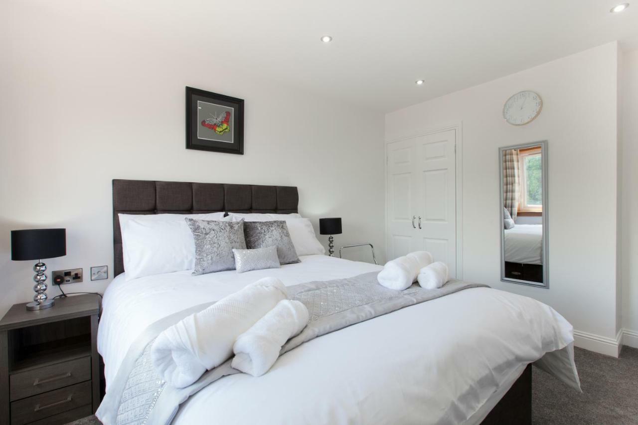 דנפרמליין Leys Park Executive Apartments מראה חיצוני תמונה