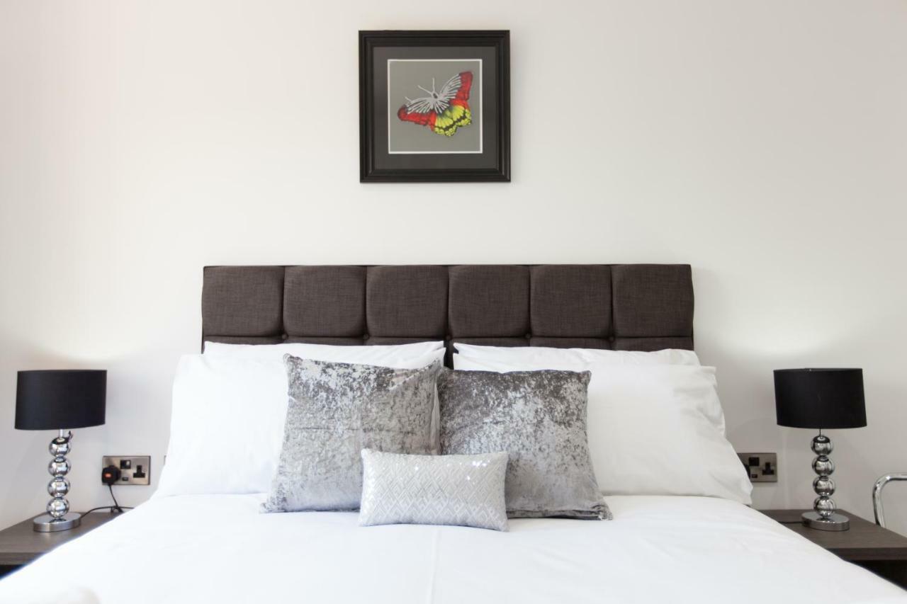 דנפרמליין Leys Park Executive Apartments מראה חיצוני תמונה
